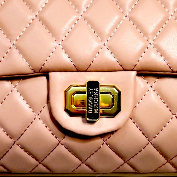 Badgley Mischka Vegan Leather Quilted Bag - Picture 5 of 9